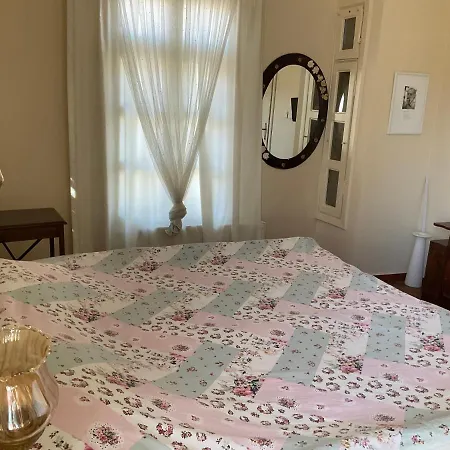 Chez Nebahat Boutique Ayvalı